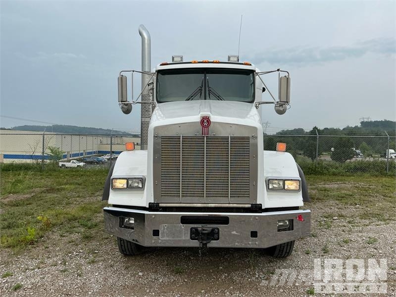 Kenworth T800 Tractor Units