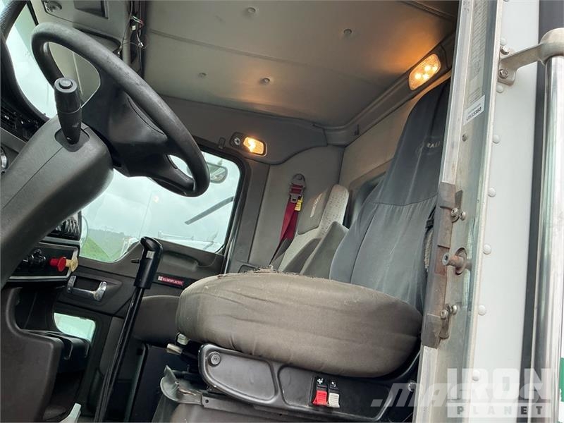 Kenworth T800 Tractor Units