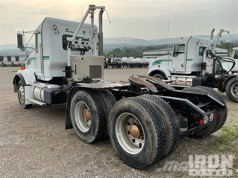Kenworth T800 Tractor Units