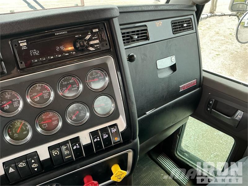Kenworth T800 Autotractoare