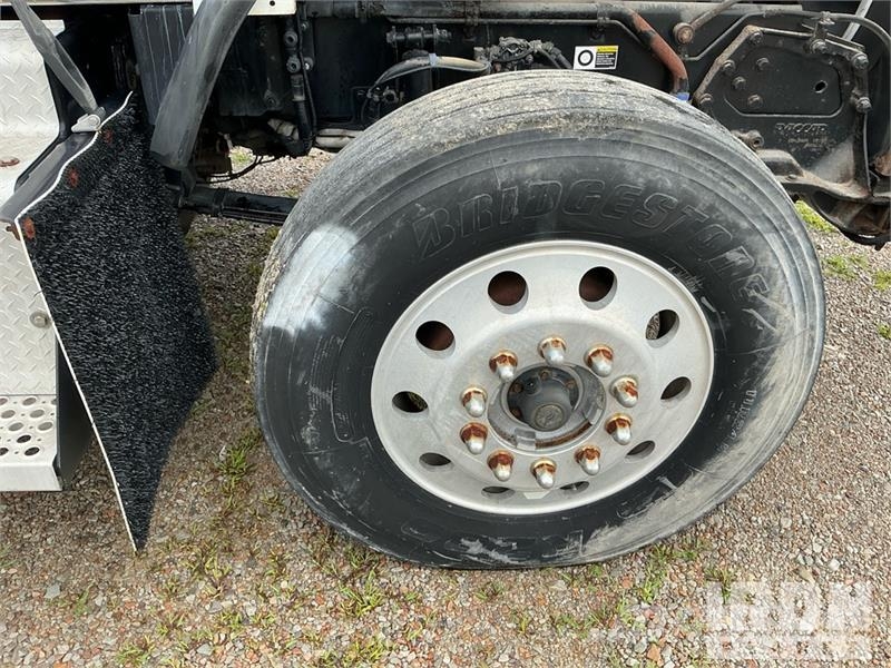 Kenworth T800 Tractor Units