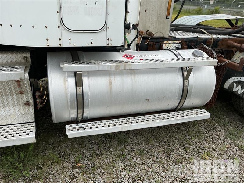 Kenworth T800 Autotractoare