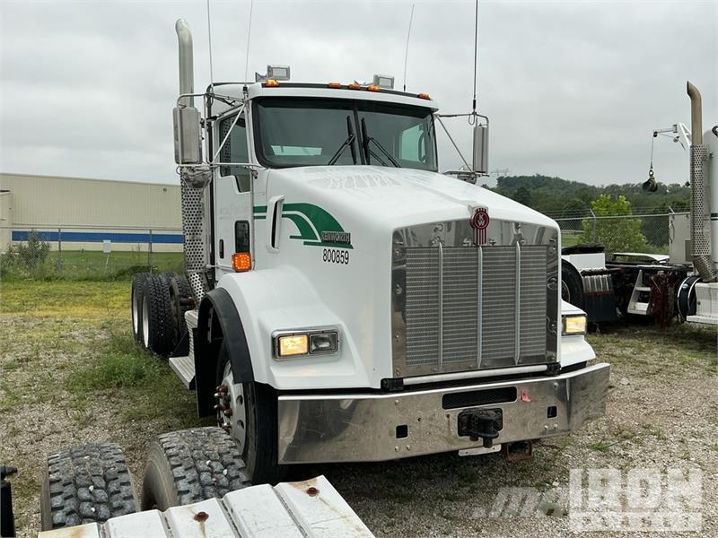 Kenworth T800 Autotractoare
