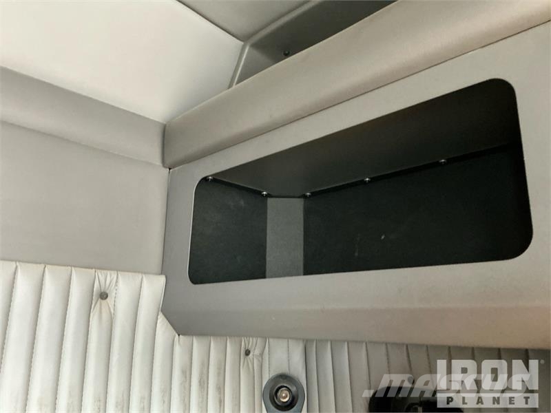 Kenworth T800 Tractor Units