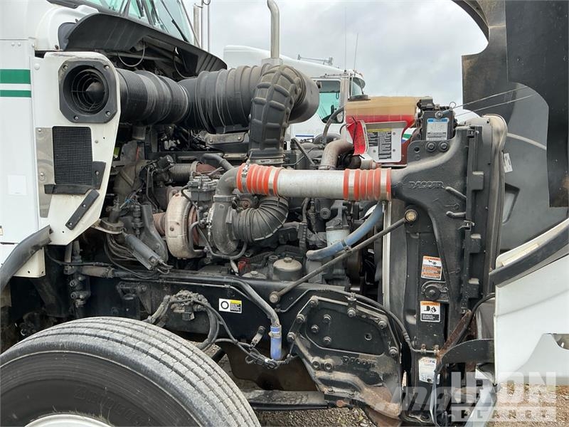 Kenworth T800 Tractor Units
