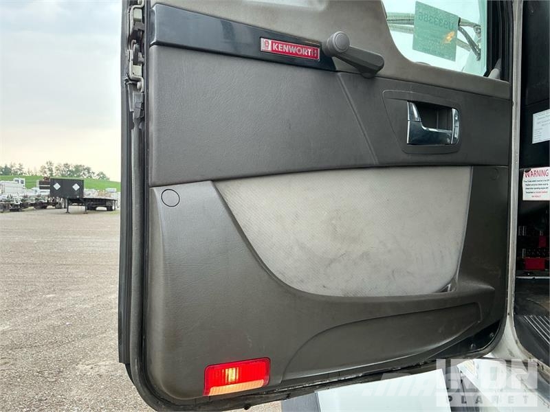 Kenworth T800 Tractor Units