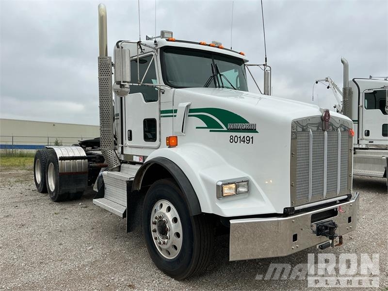 Kenworth T800 Autotractoare