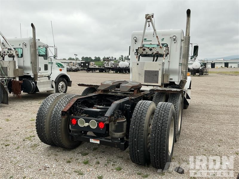 Kenworth T800 Autotractoare
