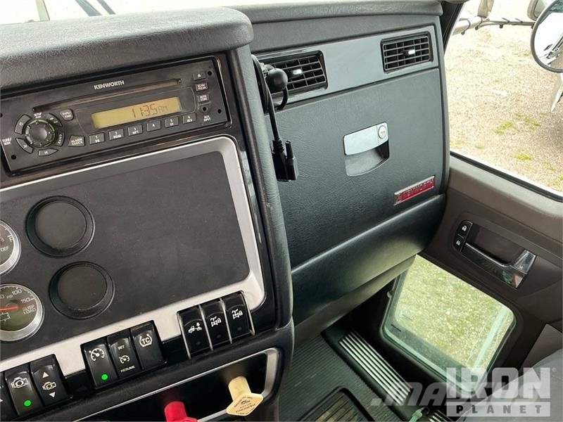 Kenworth T800 Tractor Units