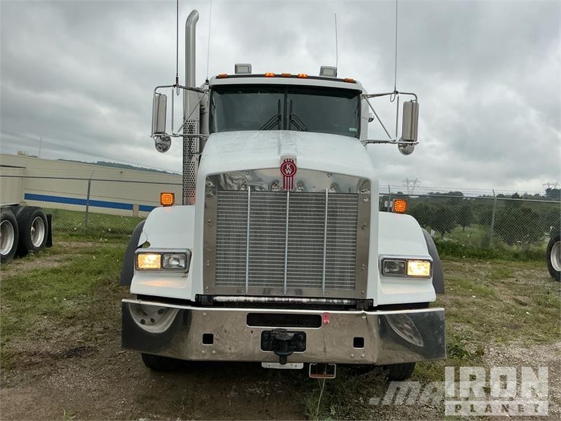 Kenworth T800 Tractor Units