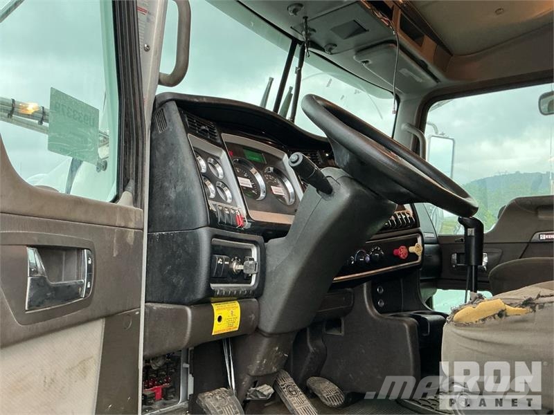 Kenworth T800 Tractor Units