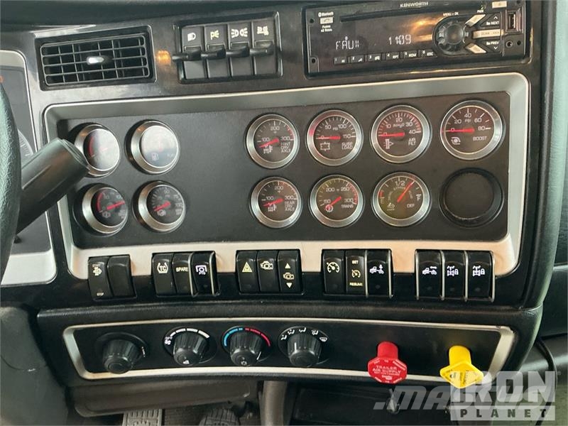 Kenworth T800 Autotractoare