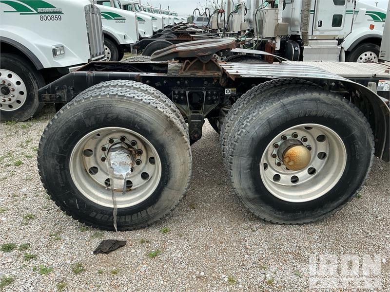 Kenworth T800 Autotractoare