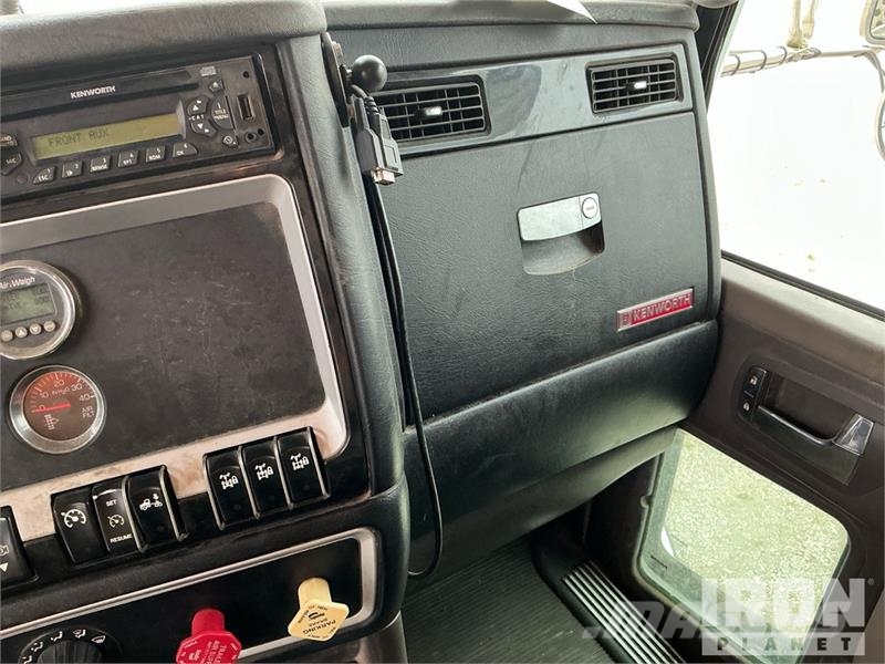 Kenworth T800 Autotractoare