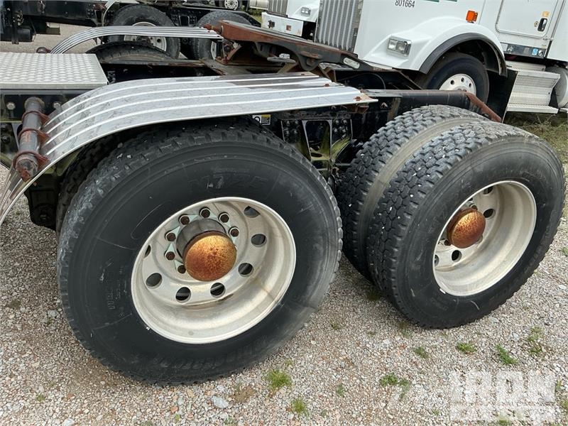 Kenworth T800 Autotractoare