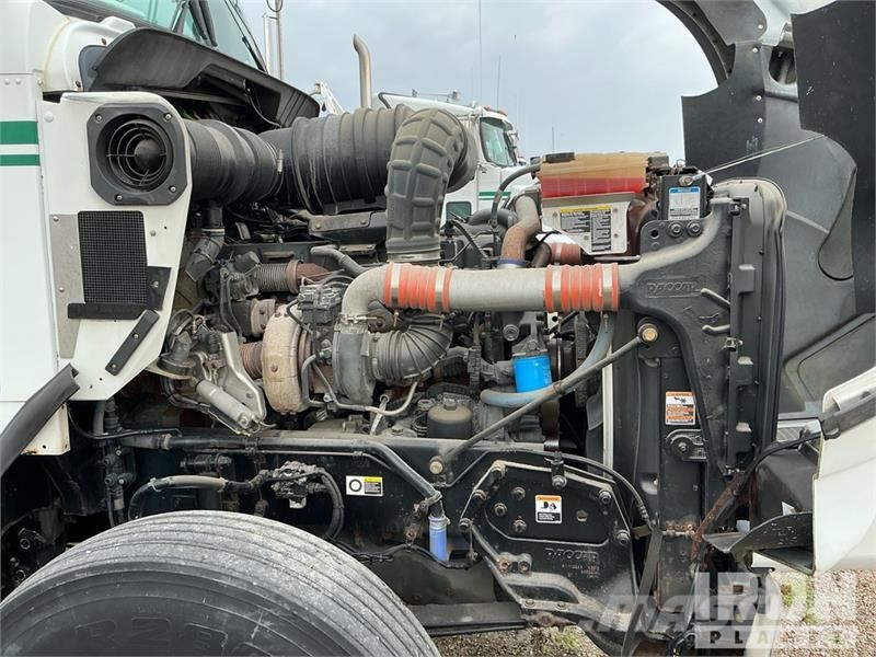 Kenworth T800 Tractor Units