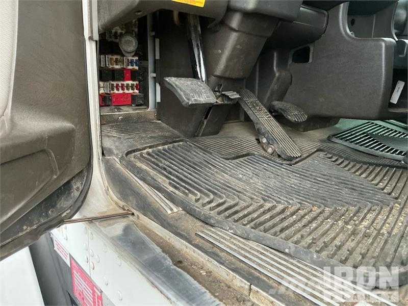 Kenworth T800 Tractor Units