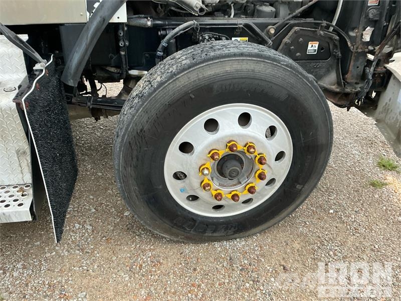 Kenworth T800 Tractor Units
