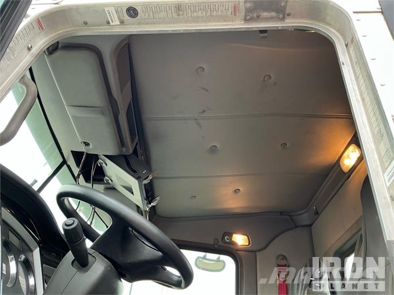 Kenworth T800 Tractor Units