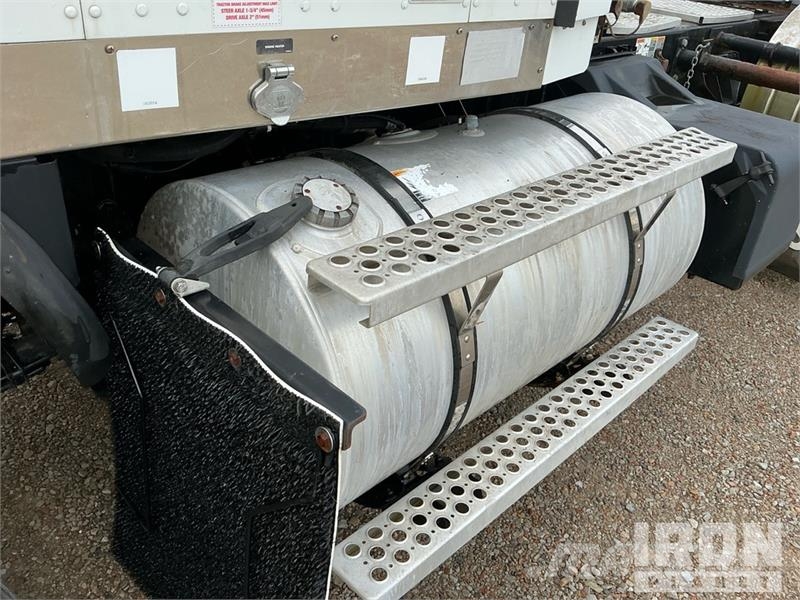 Kenworth T800 Tractor Units