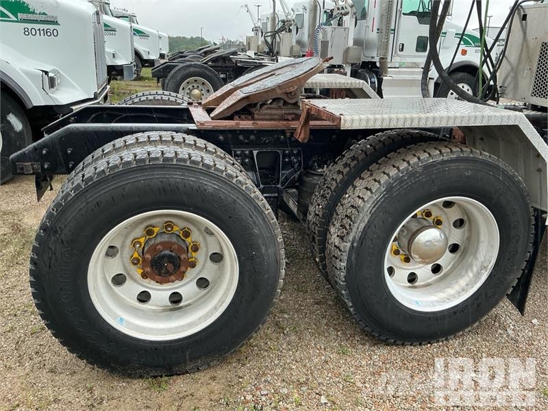 Kenworth T800 Tractor Units