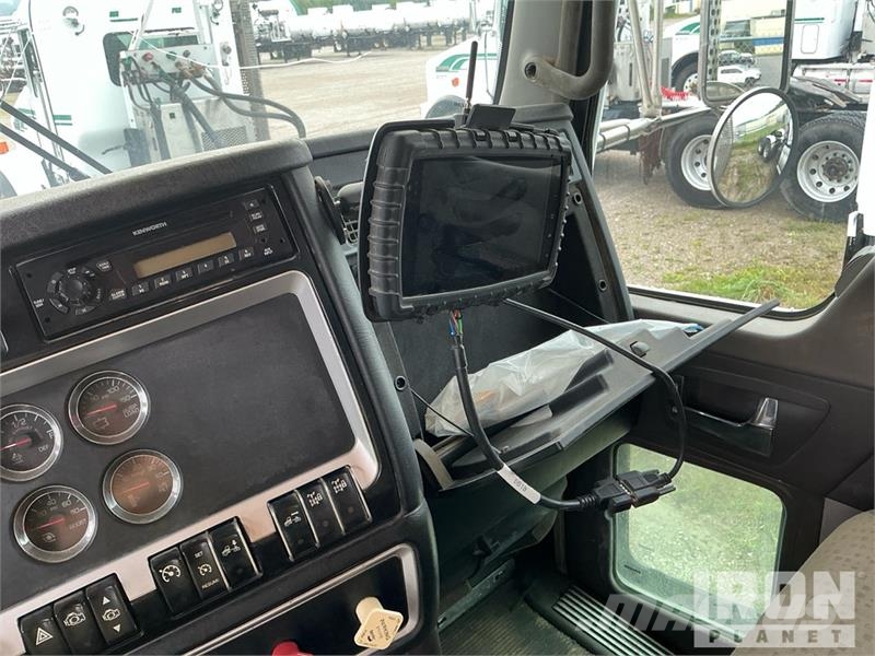 Kenworth T800 Tractor Units