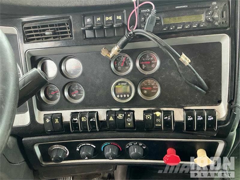 Kenworth T800 Autotractoare