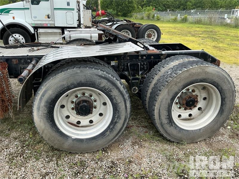 Kenworth T800 Autotractoare