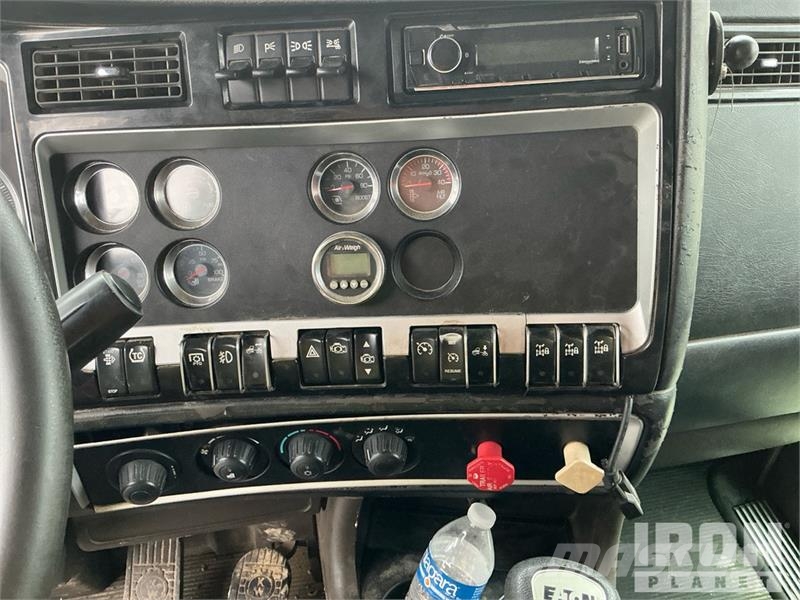 Kenworth T800 Autotractoare