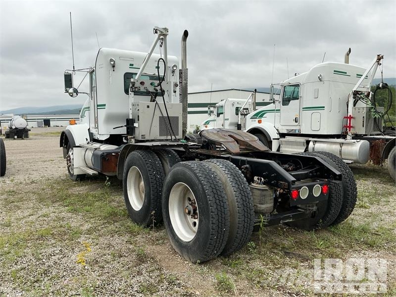 Kenworth T800 Autotractoare