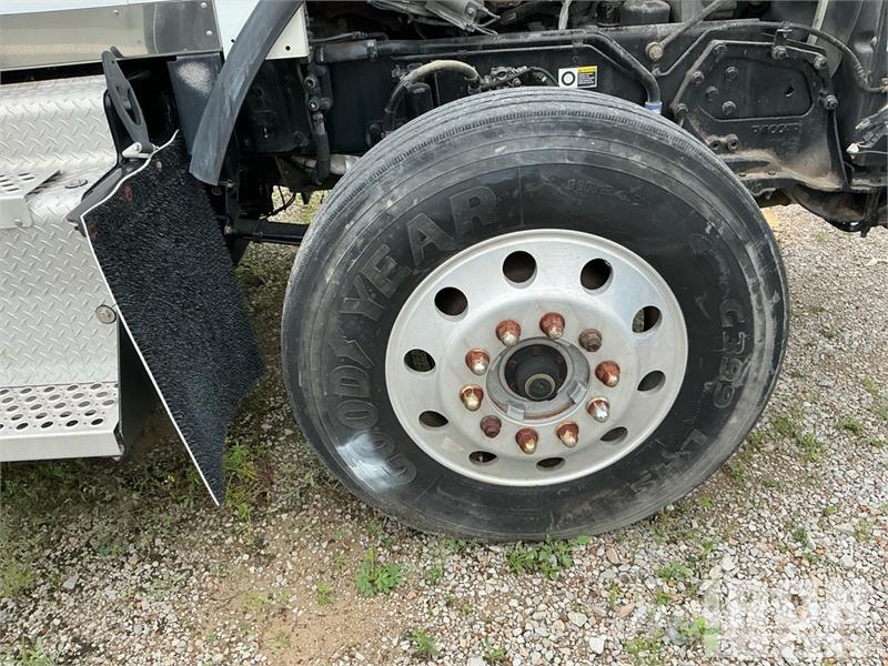 Kenworth T800 Autotractoare