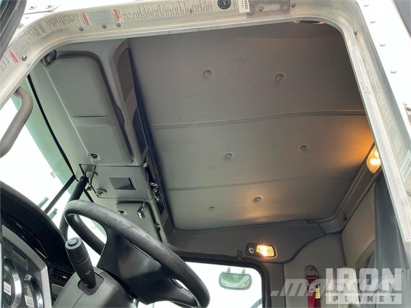 Kenworth T800 Tractor Units