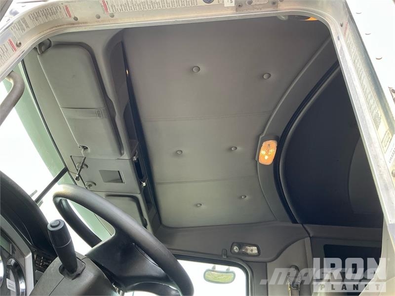 Kenworth T800 Tractor Units