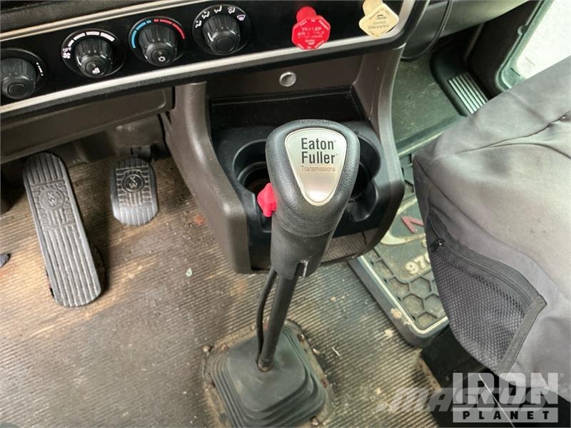 Kenworth T800 Tractor Units
