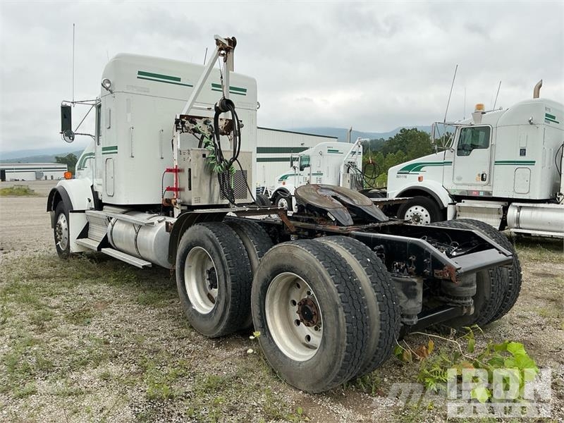 Kenworth T800 Autotractoare