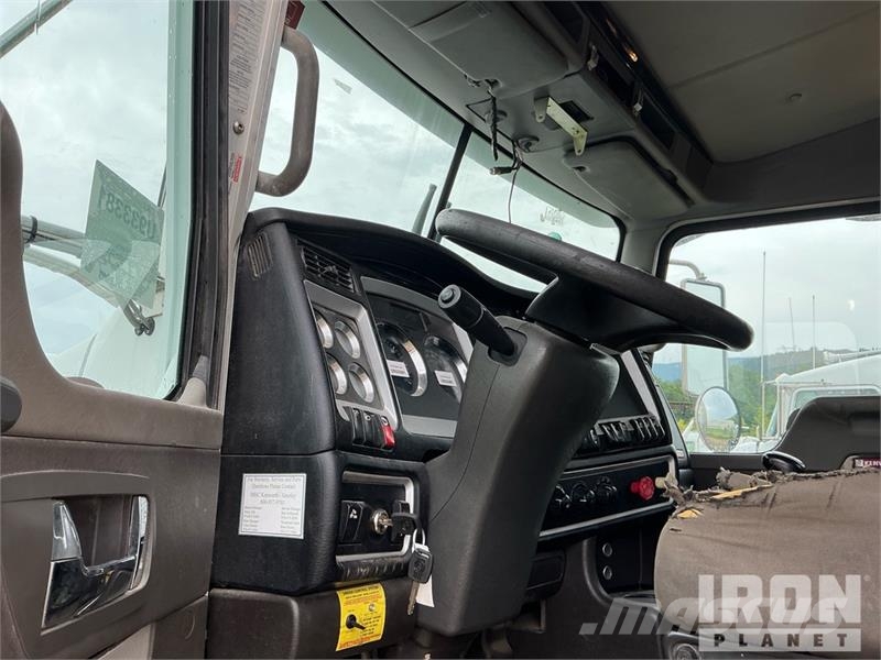 Kenworth T800 Tractor Units
