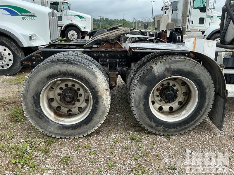 Kenworth T800 Tractor Units