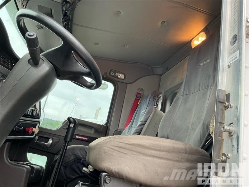 Kenworth T800 Autotractoare