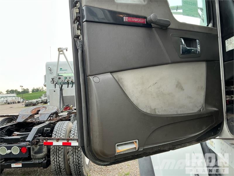 Kenworth T800 Tractor Units