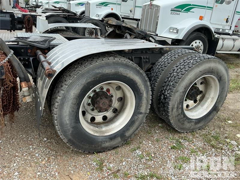 Kenworth T800 Tractor Units