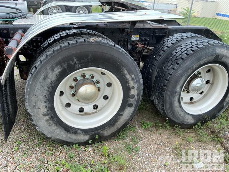 Kenworth T800 Tractor Units