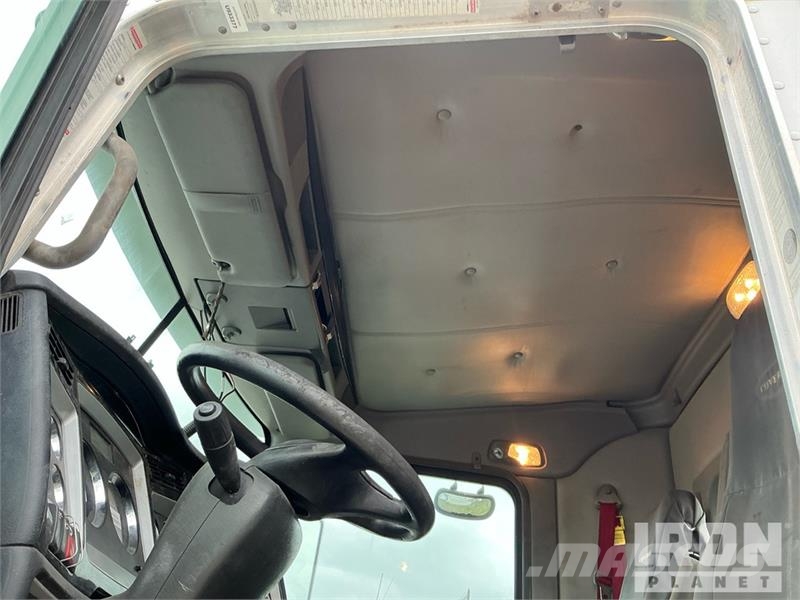 Kenworth T800 Tractor Units