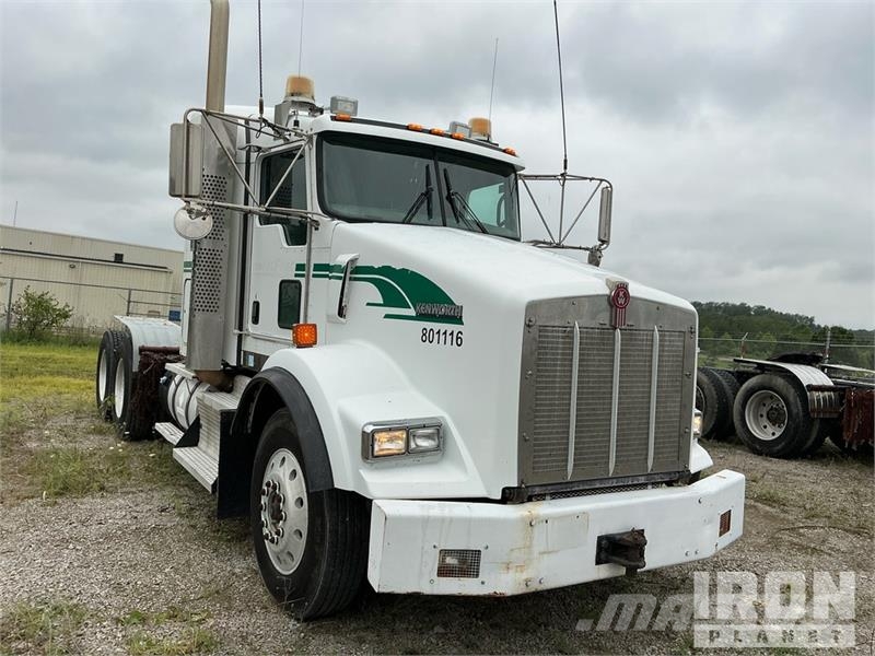 Kenworth T800 Autotractoare