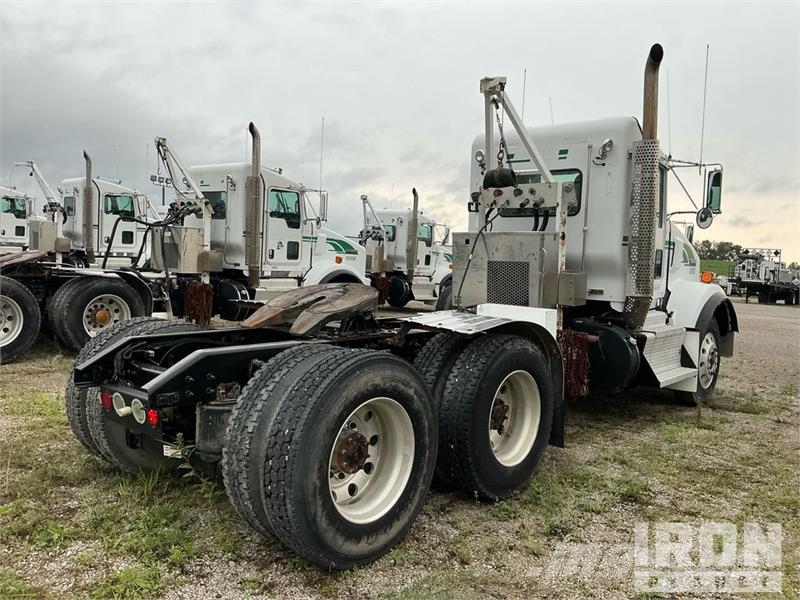 Kenworth T800 Tractor Units