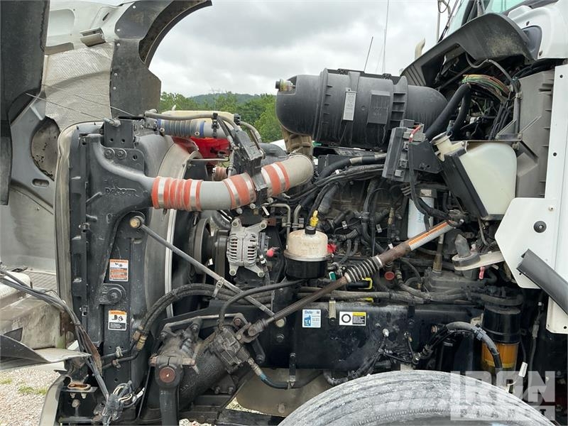 Kenworth T800 Autotractoare