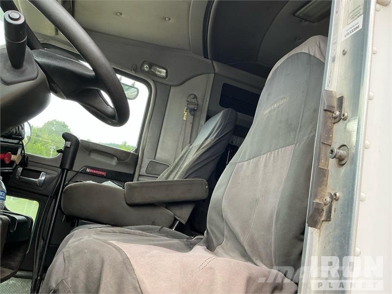 Kenworth T800 Autotractoare