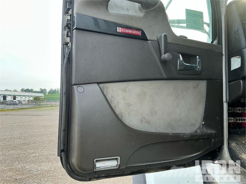 Kenworth T800 Tractor Units