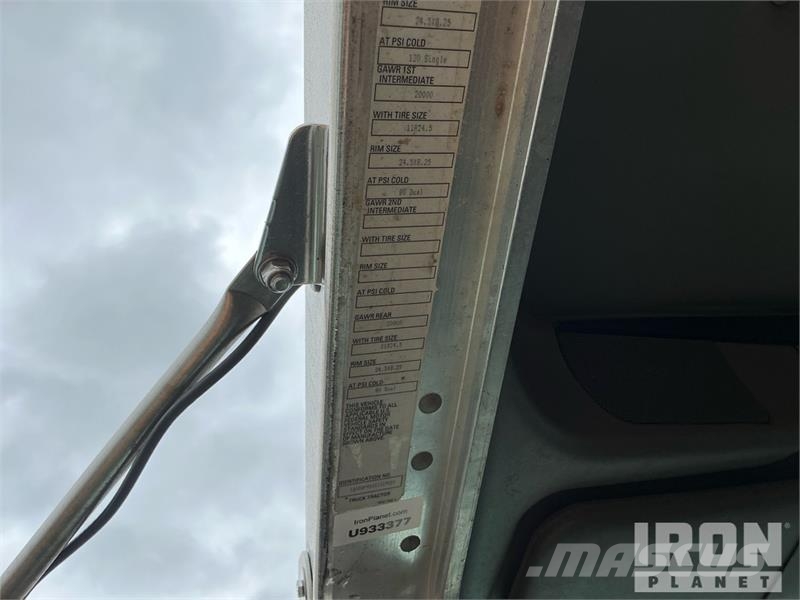Kenworth T800 Tractor Units