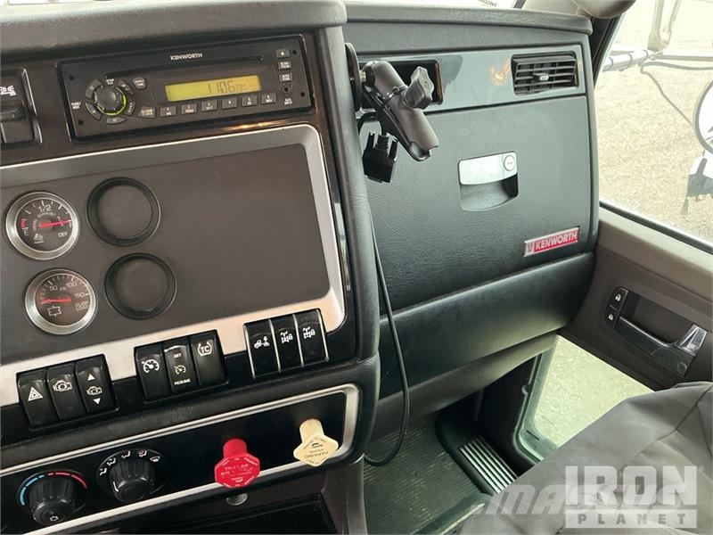 Kenworth T800 Tractor Units