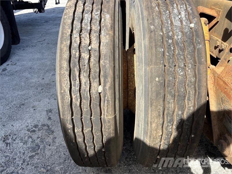 Kenworth T800 Liftdumper biler